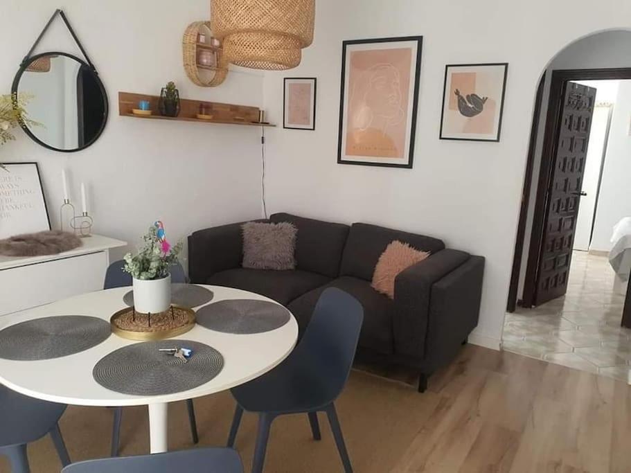 Costa Blanca Family Apartments One Bedroom Apartment تورّيفيِخا المظهر الخارجي الصورة